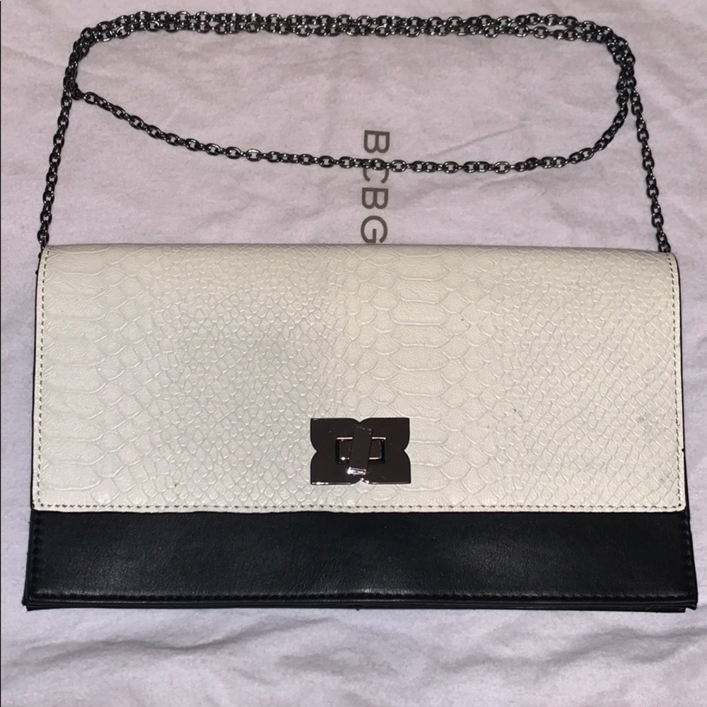 BCBG wallet on a chain